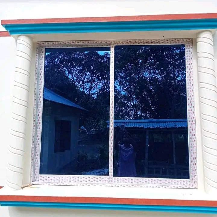 3" Sliding Window