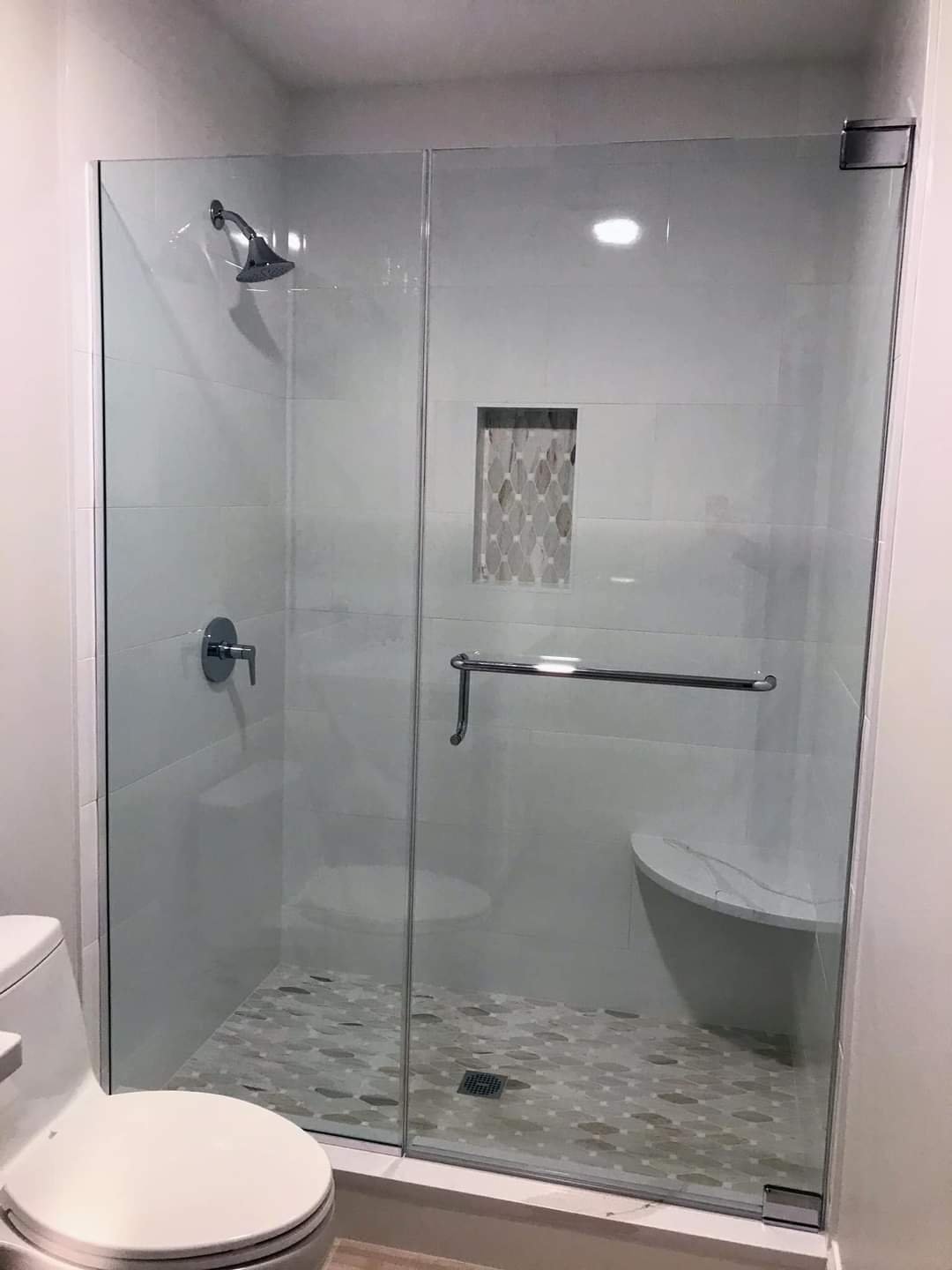 Swing Shower Encloser
