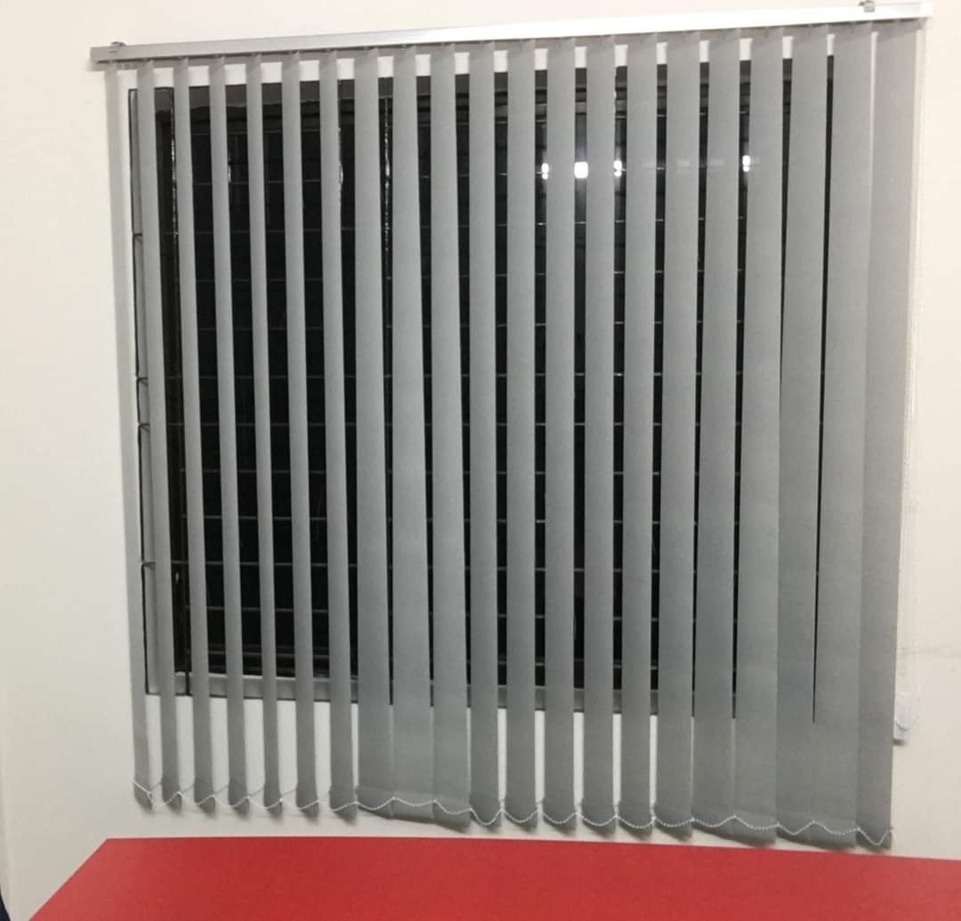 Shuttering vertical Blind