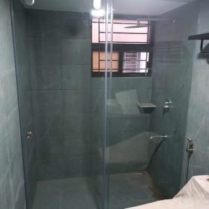 Hanging Shower Enclosurer