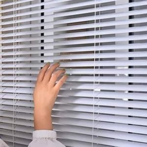 Rolling vertical Blind