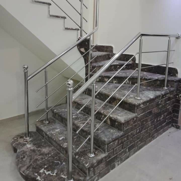 SS Pipe Railing Stair - Image 2
